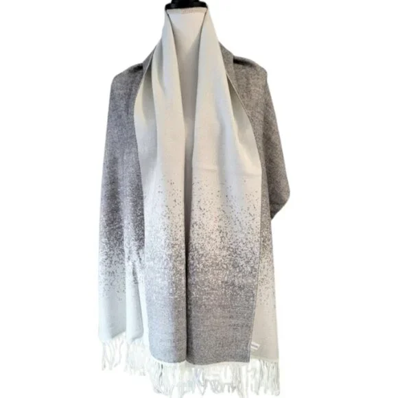 CALVIN KLEIN Heathered Gray & White Fringed Acrylic Scarf - OS - Picture 3 of 6
